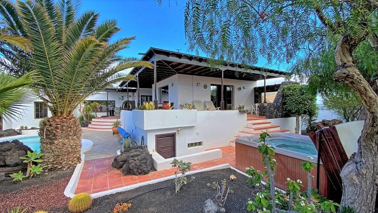 Holiday home Villa Verano Puerto Del Carmen Tias
