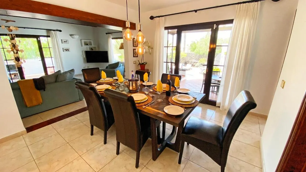 Villa Verano Puerto Del Carmen Tias Holiday home